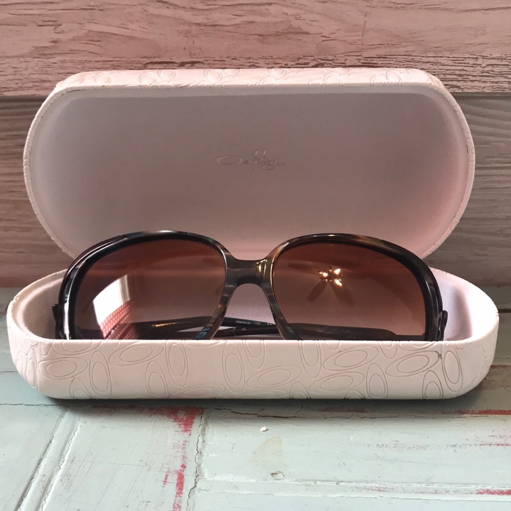 Oakley sunglasses